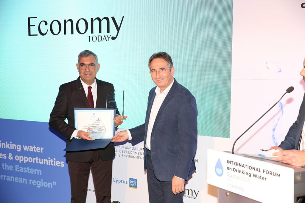 Z. Kostas Athanasiou jepet në Forumin e Parë të Ujit në Qipro